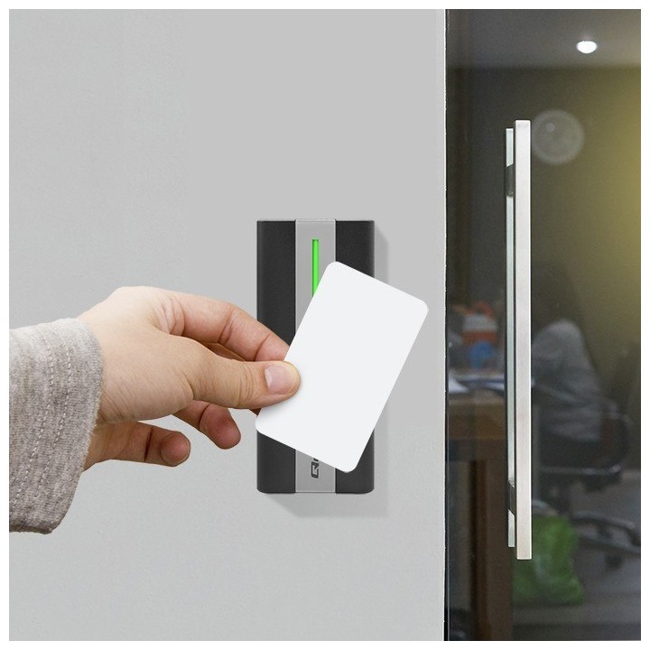 Czytnik Zbliżeniowy Qoltec RFID/EM/Mifare z Pilotem i Akcesoriami