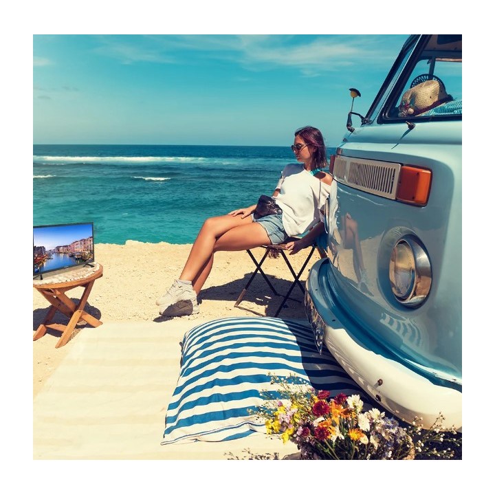 MANTA Telewizor 24" HD Czarny